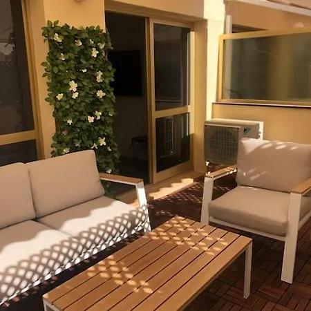 Modern Beachside Apartamento